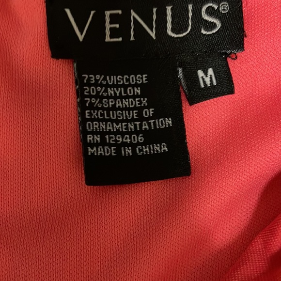 Gorgeous 😍 Sexy Dress - Picture 2 of 7